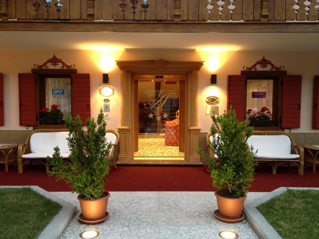 Albergo Garni Ajarnola Auronzo di Cadore Exterior foto